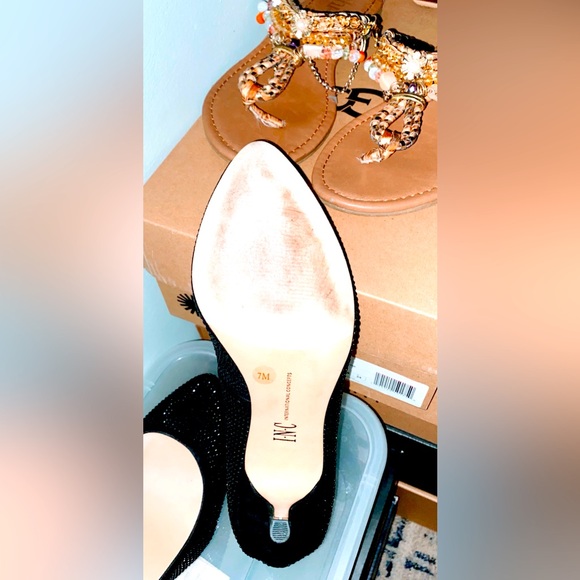 INC Black Rhinestone Pointed Toe Heel Pumps- Women’s size 7 - Picture 3 of 4